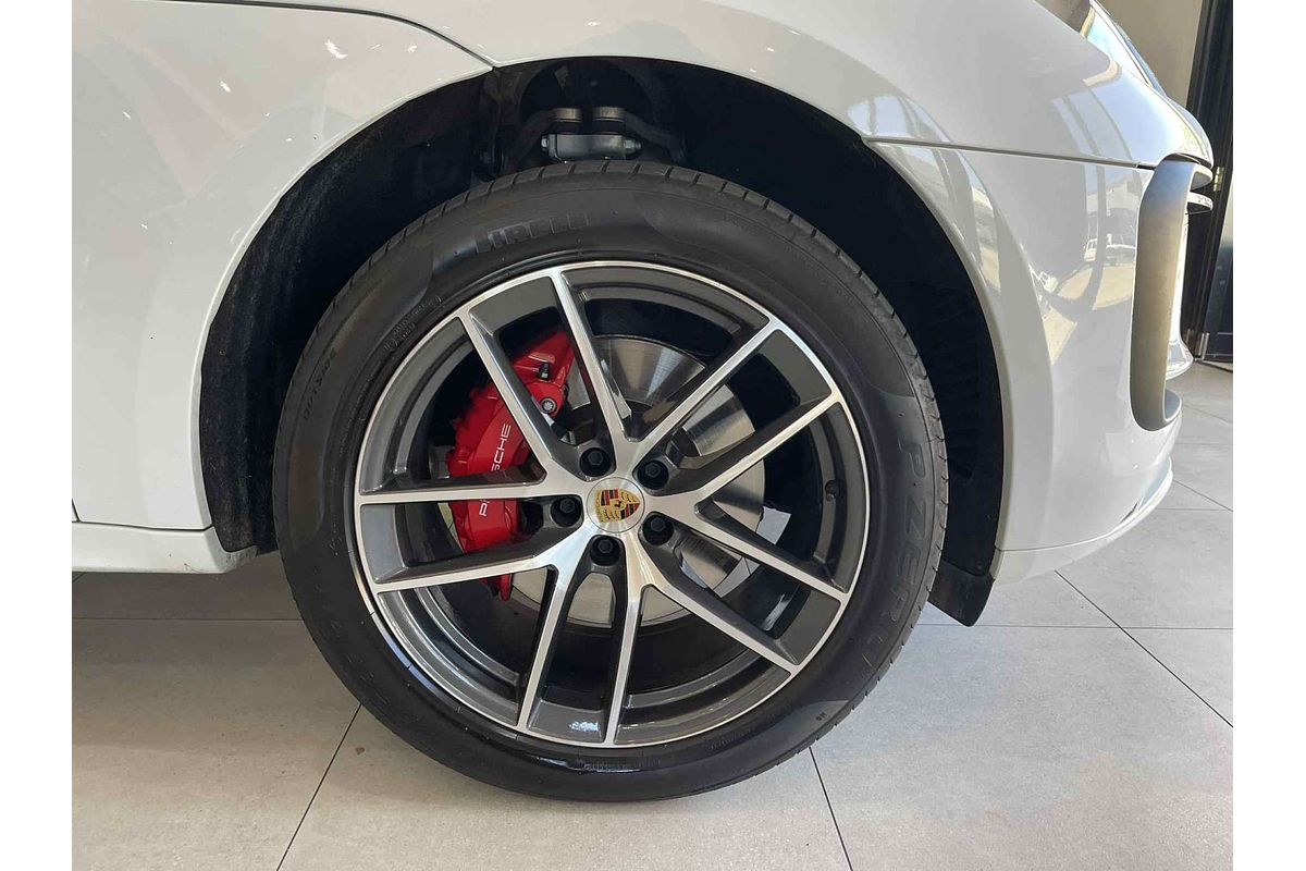 2024 Porsche Macan S 95B MY24