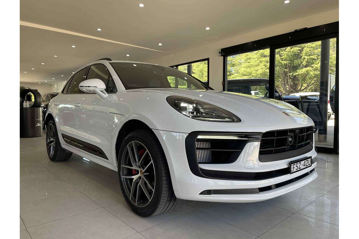 2024 Porsche Macan S 95B MY24