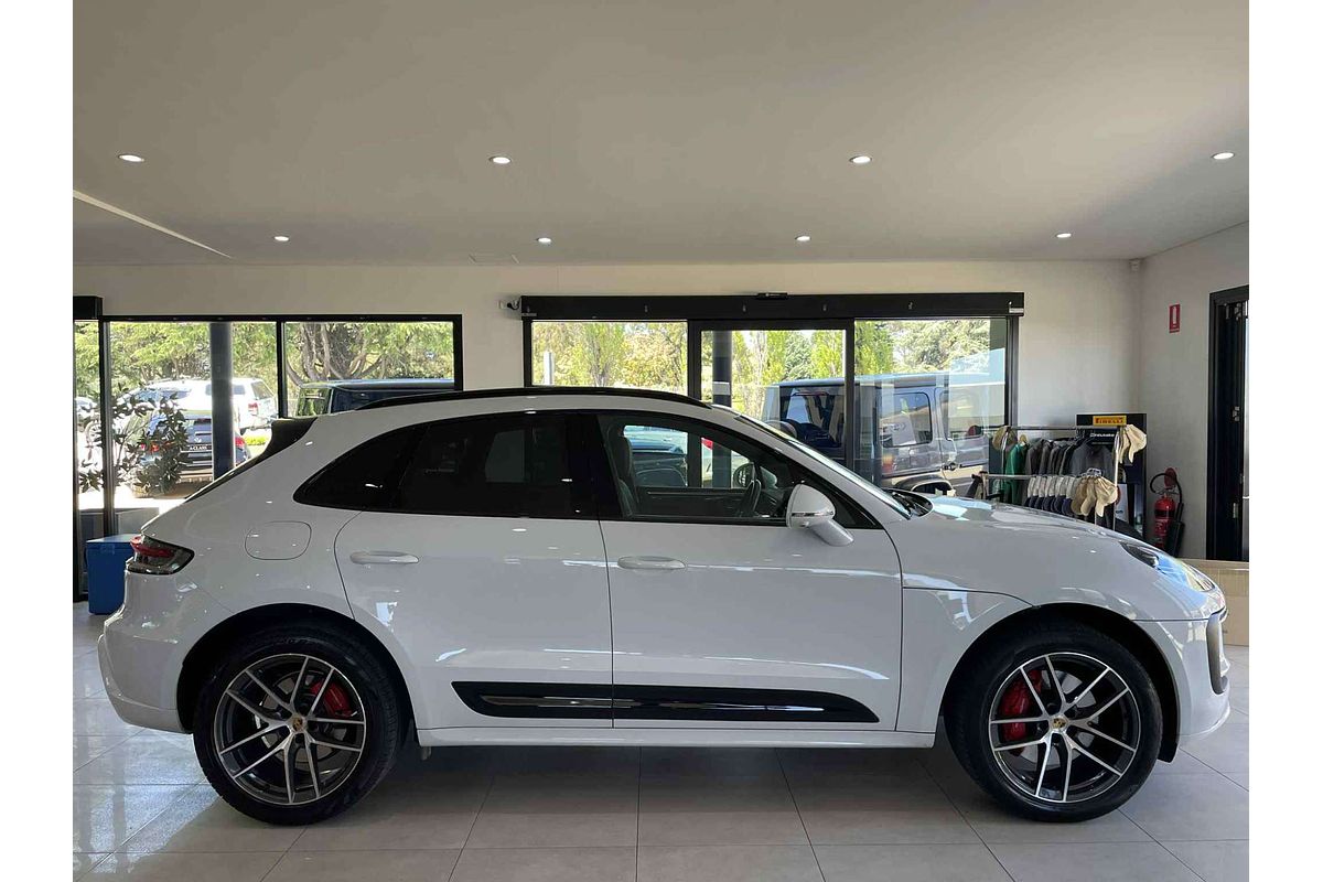 2024 Porsche Macan S 95B MY24