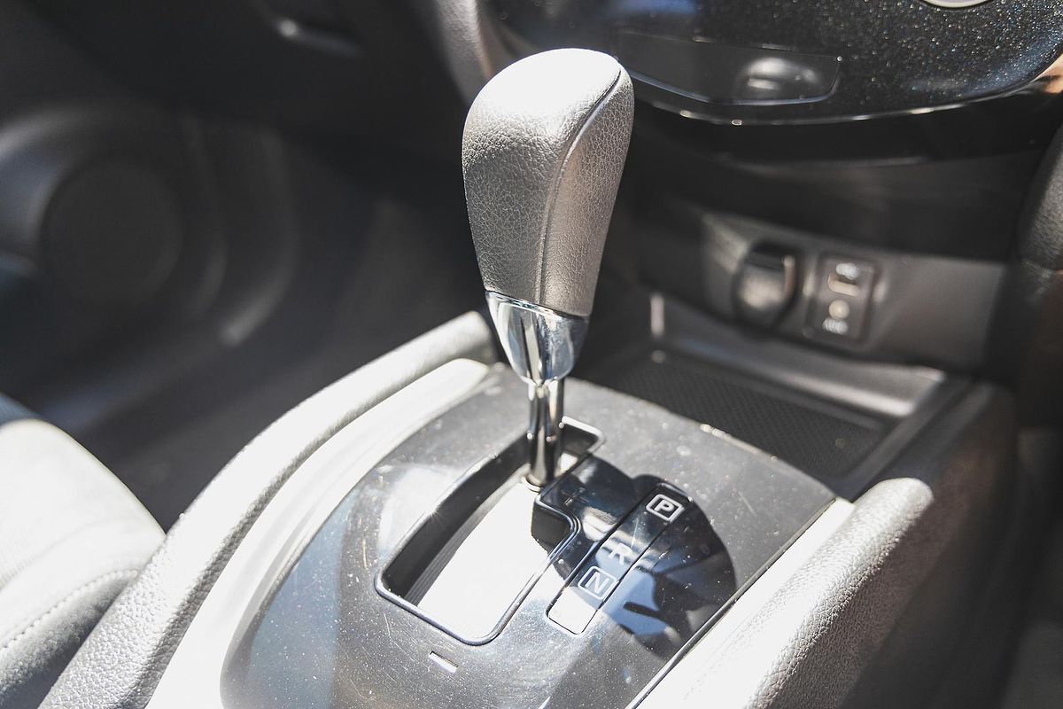 2016 Nissan X-TRAIL ST T32