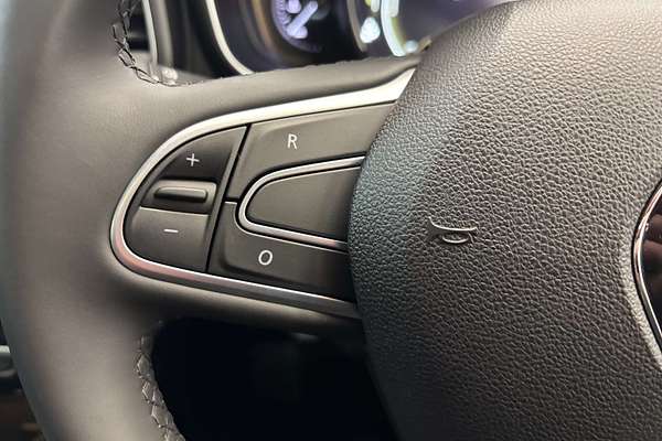 2025 Renault Koleos Techno HZG