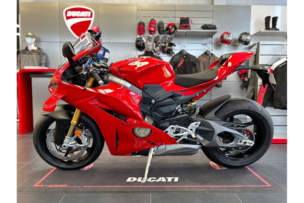 2025 Ducati PANIGALE V4S