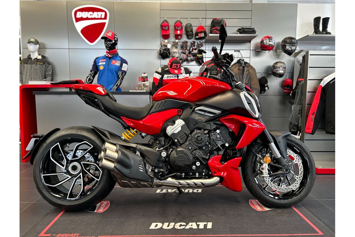 2024 Ducati Diavel V4