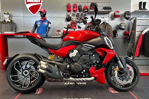 2024 Ducati Diavel V4