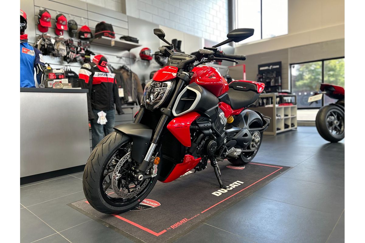 2024 Ducati Diavel V4