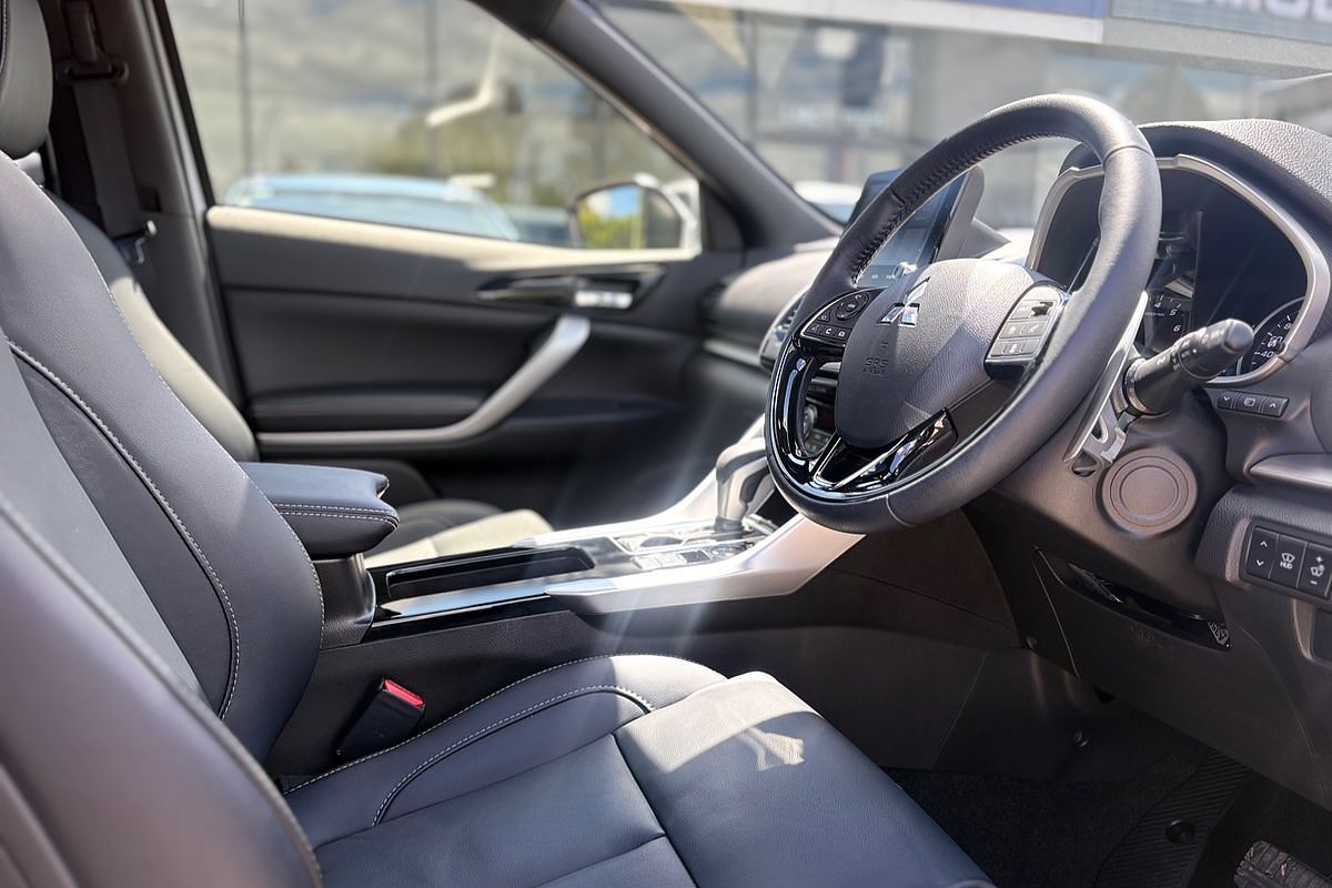 2024 Mitsubishi Eclipse Cross Exceed YB