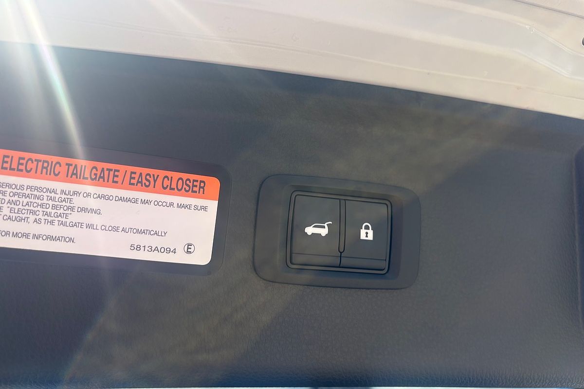 2024 Mitsubishi Eclipse Cross Exceed YB