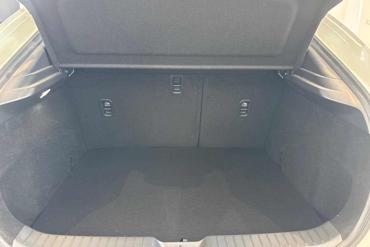 2025 Mazda CX-30 G25 Astina DM Series