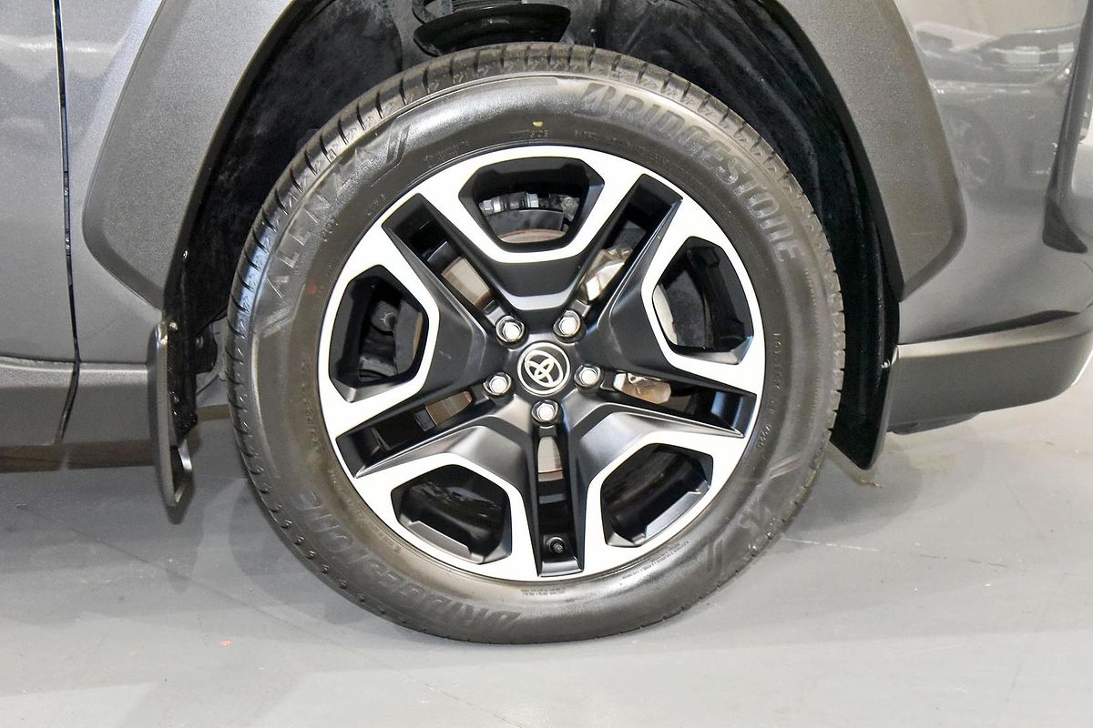 2020 Toyota RAV4 Edge AXAA54R