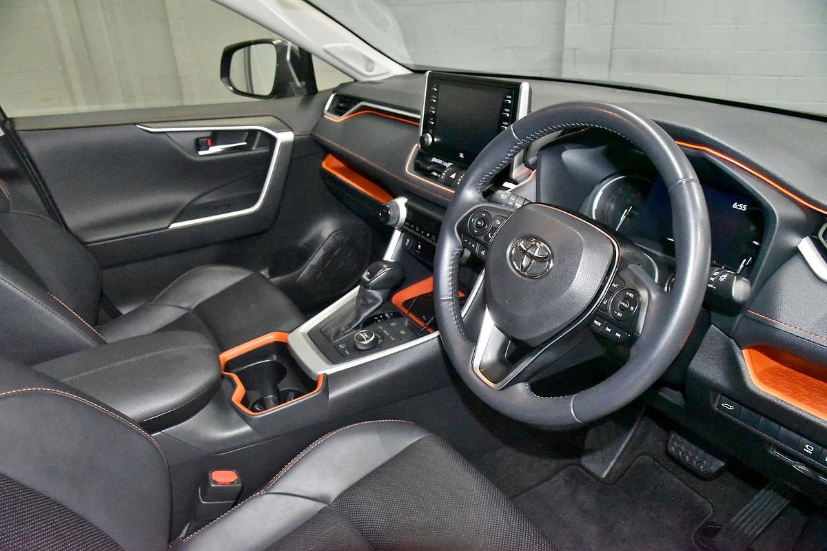 2020 Toyota RAV4 Edge AXAA54R