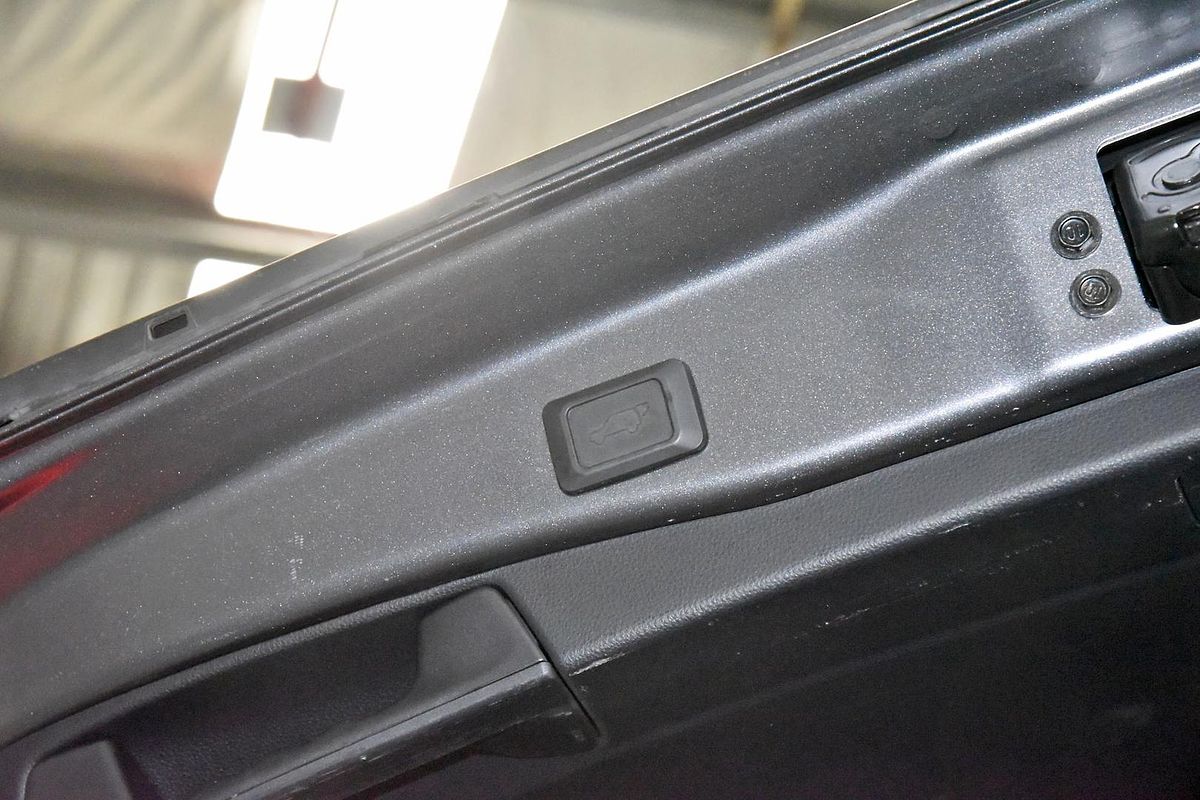 2020 Toyota RAV4 Edge AXAA54R