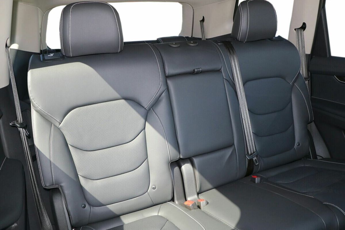 2025 LDV D90 Executive SV9A