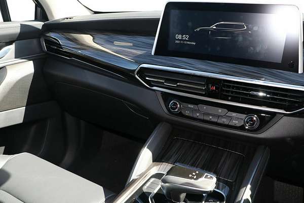 2025 LDV D90 Executive SV9A