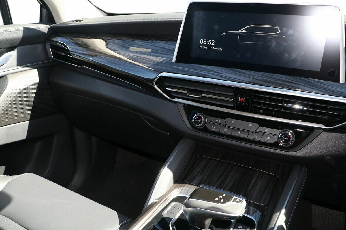 2025 LDV D90 Executive SV9A