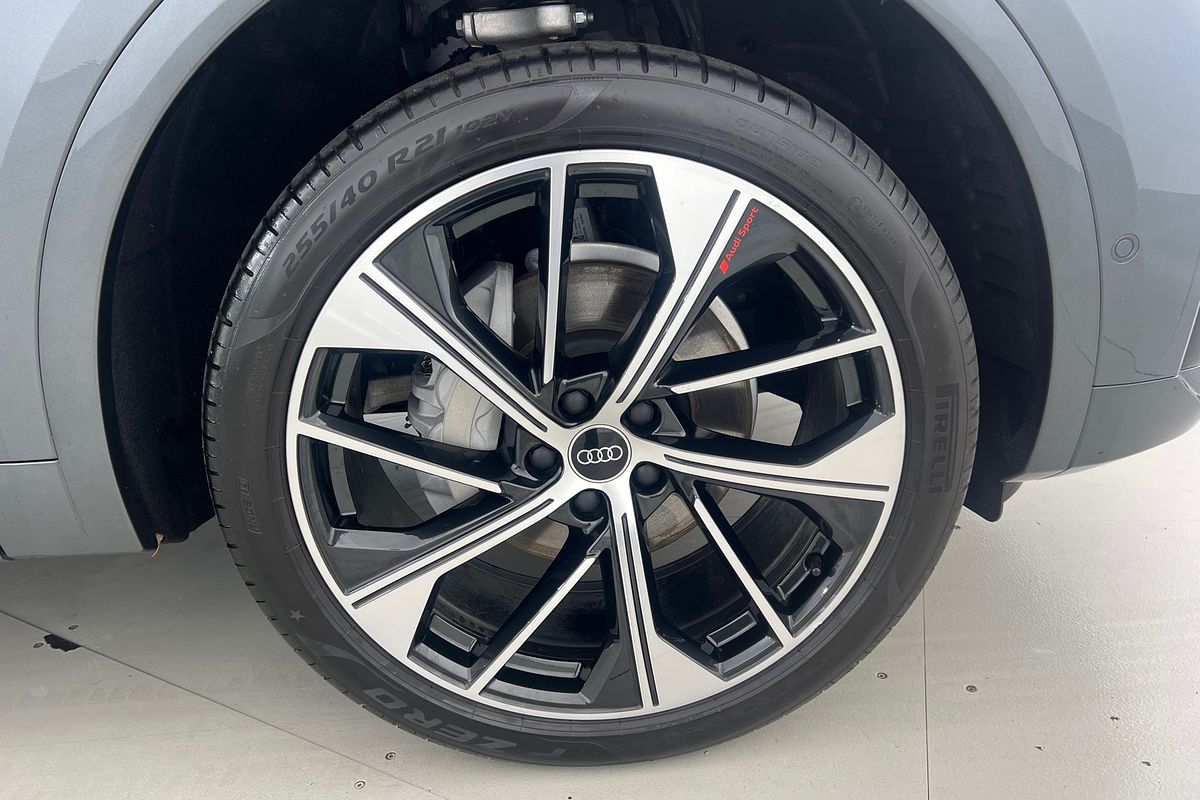 2024 Audi Q5 45 TFSI S line FY