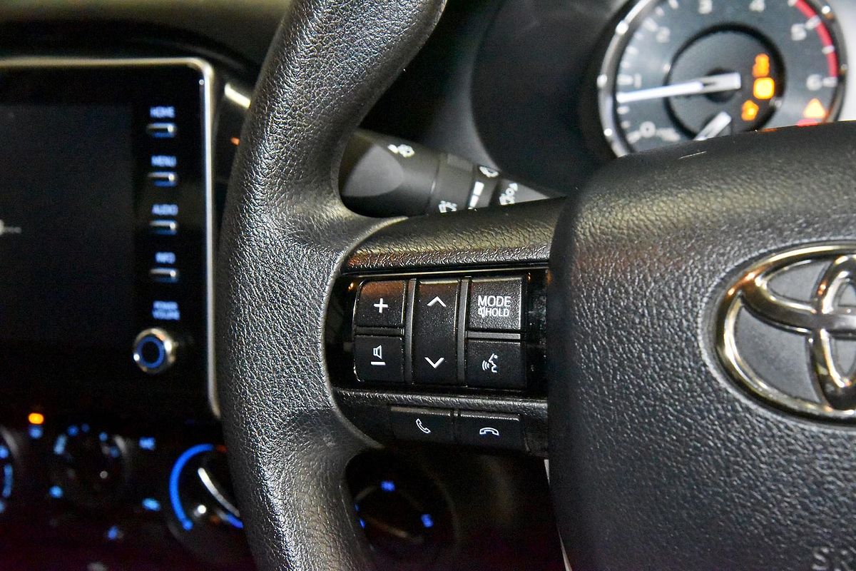 2024 Toyota Hilux SR GUN126R 4X4