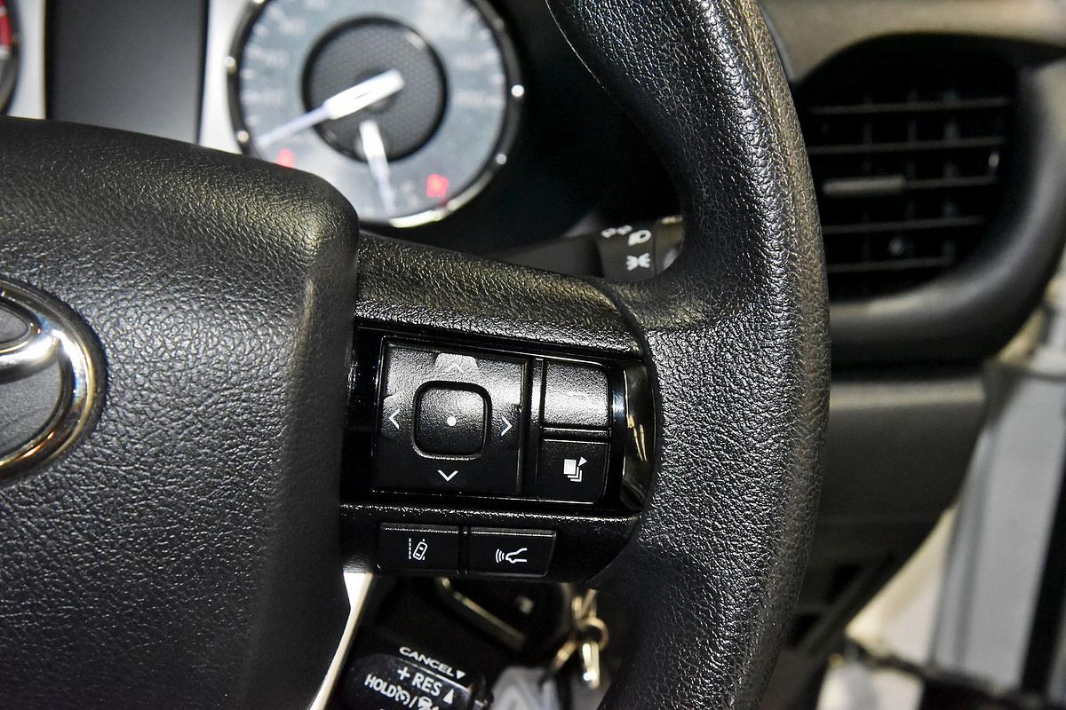 2024 Toyota Hilux SR GUN126R 4X4