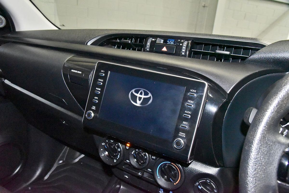 2024 Toyota Hilux SR GUN126R 4X4