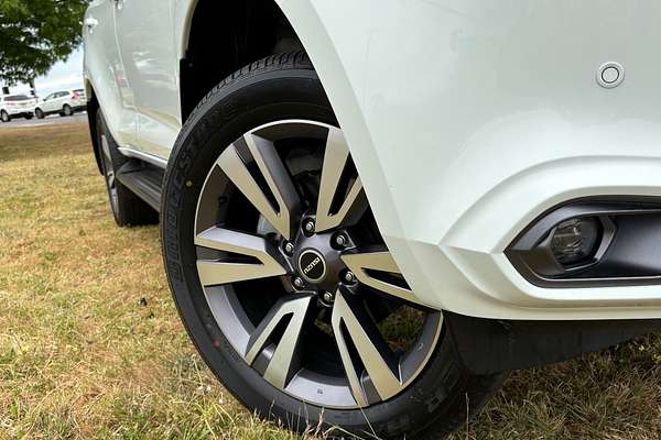 2022 Isuzu MU-X LS-T