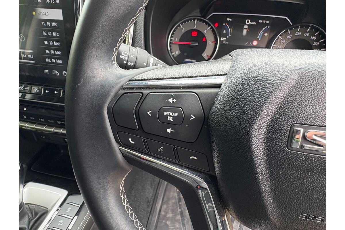 2022 Isuzu MU-X LS-T