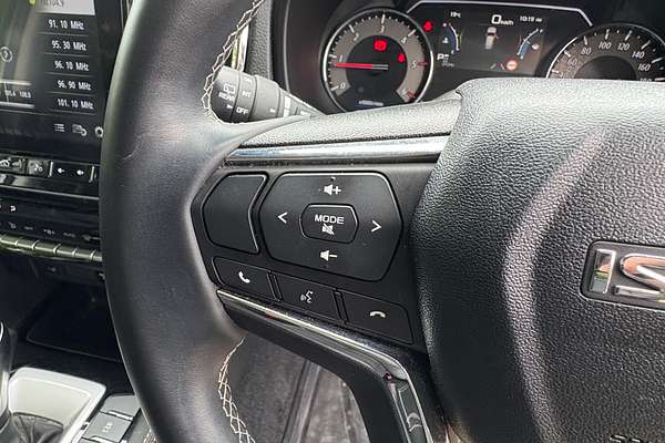 2022 Isuzu MU-X LS-T