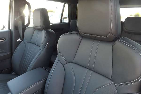 2025 Isuzu MU-X LS-T