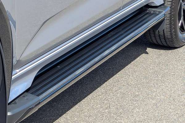 2025 Isuzu MU-X X-TERRAIN