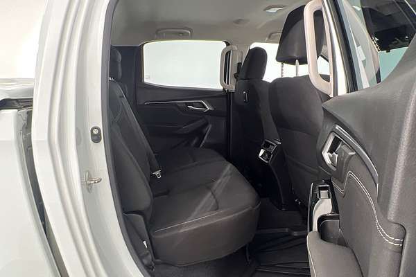 2021 Isuzu D-MAX LS-U 4X4 thumb-16