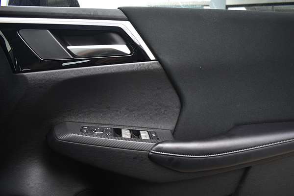 2023 Mitsubishi Outlander ES ZM