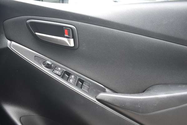 2024 Mazda 2 G15 Pure DJ Series