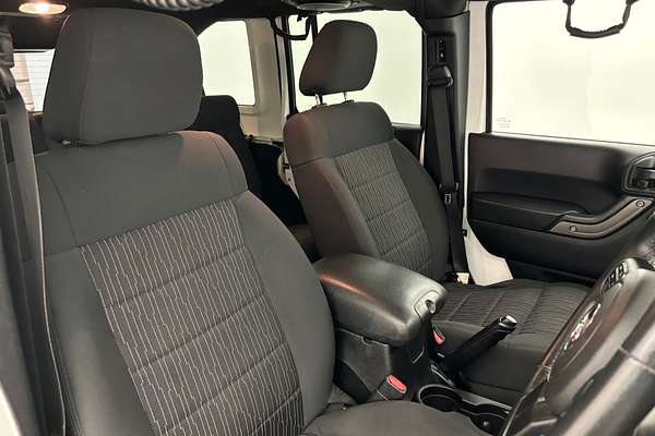 2012 Jeep Wrangler Unlimited Unlimited Sport JK