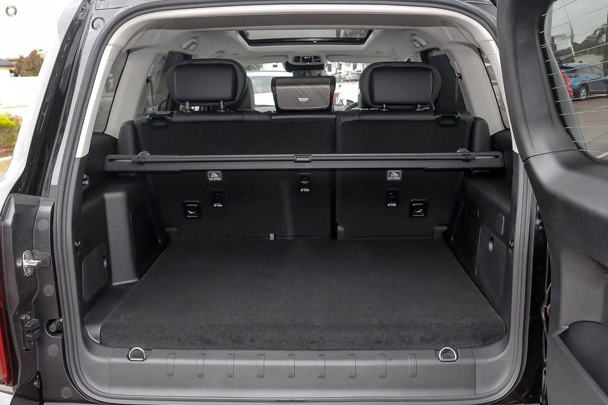 2025 GWM Tank 500 Ultra Hi4-T PHEV P03