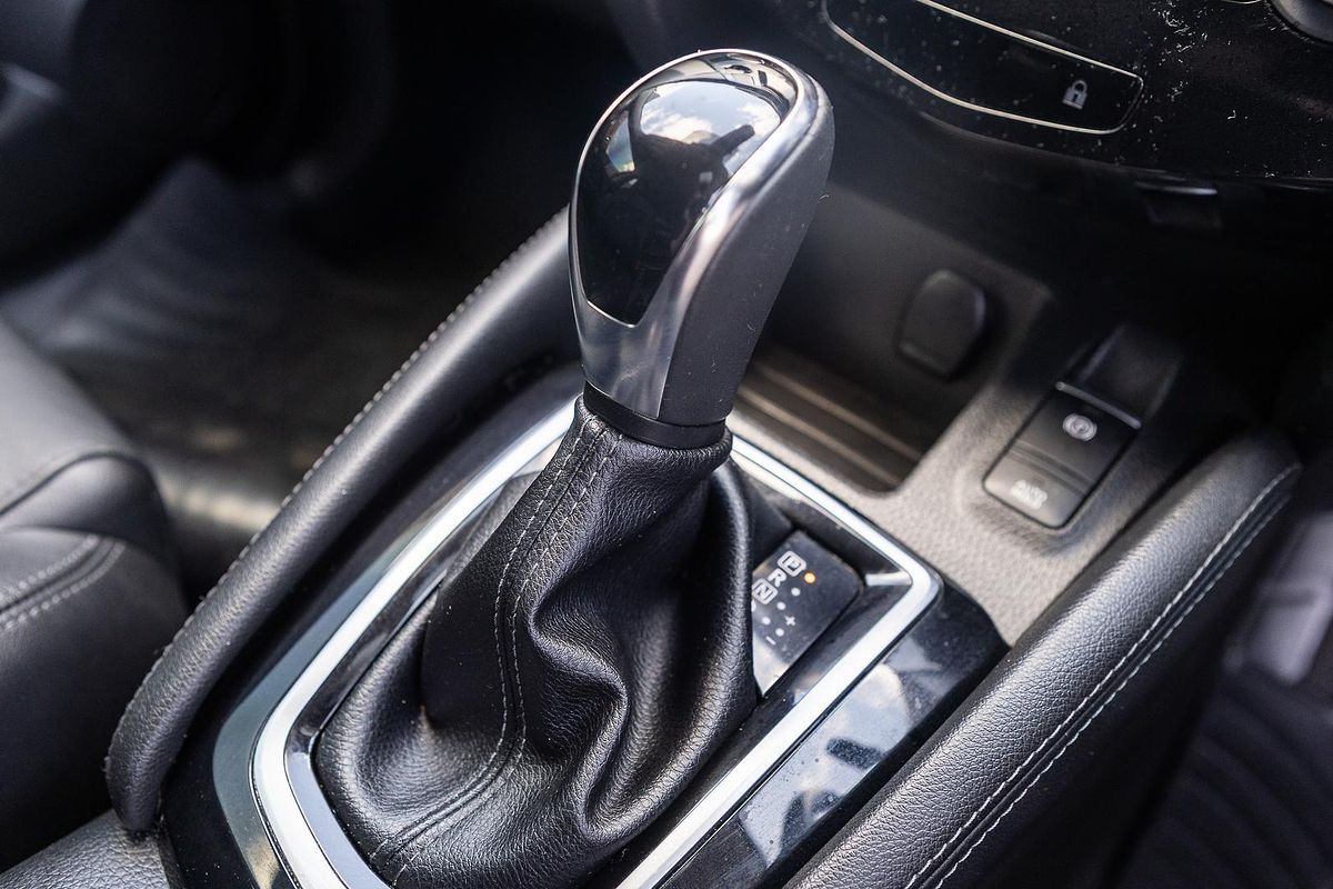 2018 Nissan QASHQAI ST-L J11 Series 2