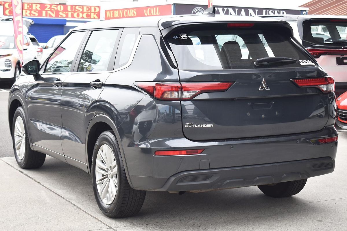 2024 Mitsubishi Outlander ES ZM