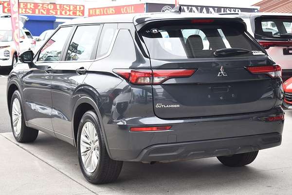 2024 Mitsubishi Outlander ES ZM
