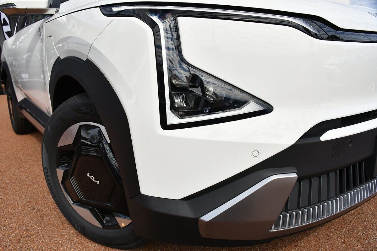 2025 Kia EV5 Air Standard Range OVc