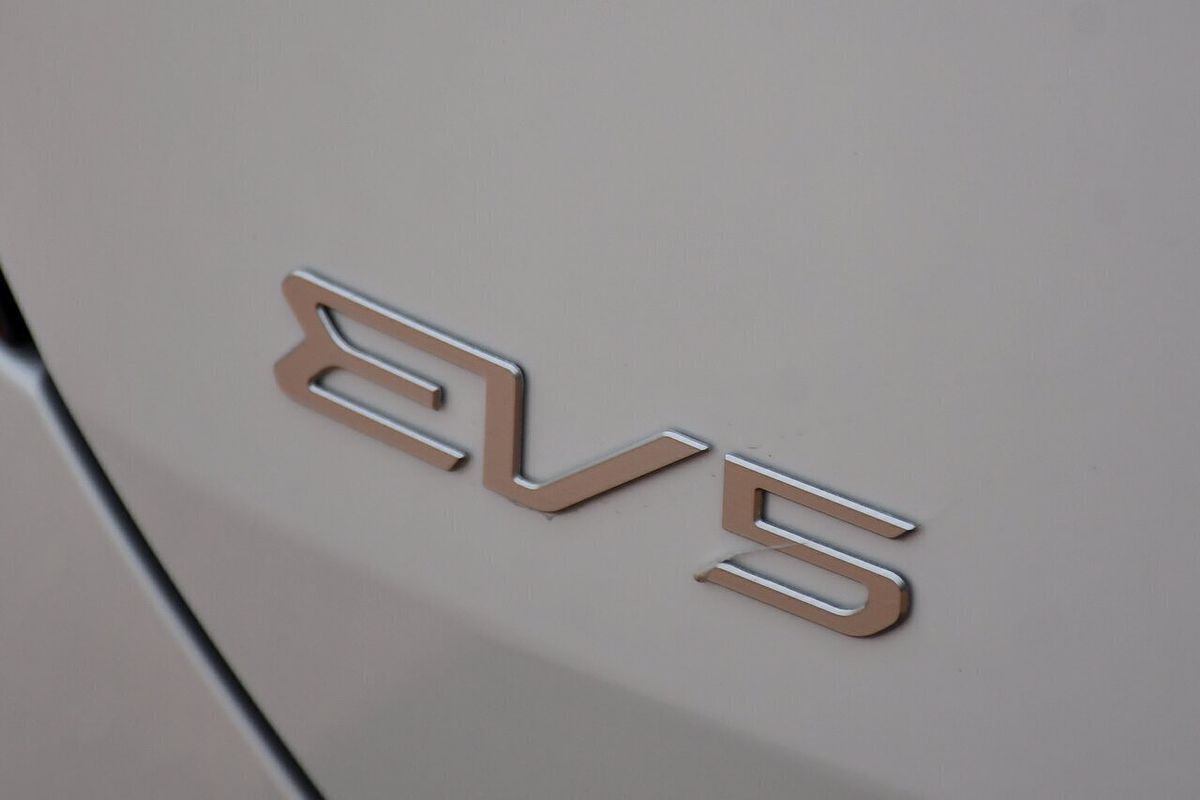 2025 Kia EV5 Air Standard Range OVc