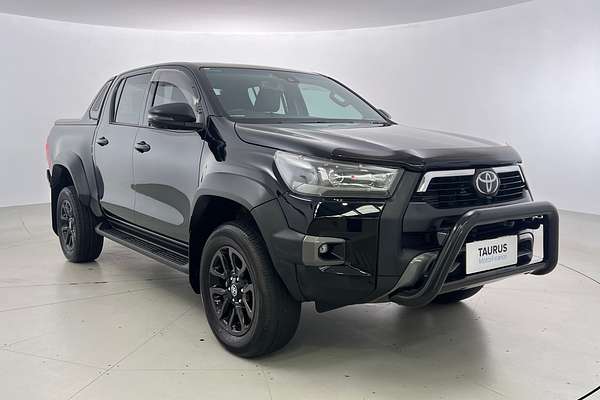 2023 Toyota Hilux Rogue GUN126R 4X4 thumb-6