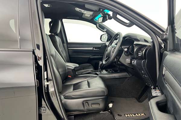 2023 Toyota Hilux Rogue GUN126R 4X4 thumb-8