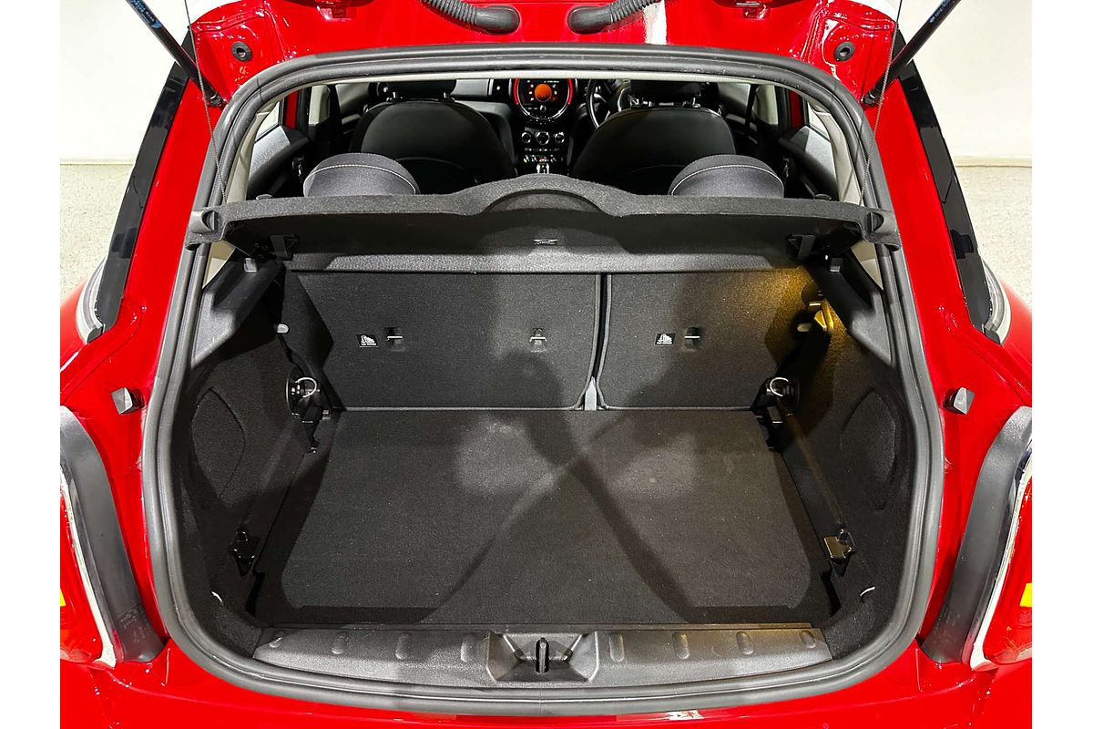 2020 MINI Hatch Cooper F55 LCI