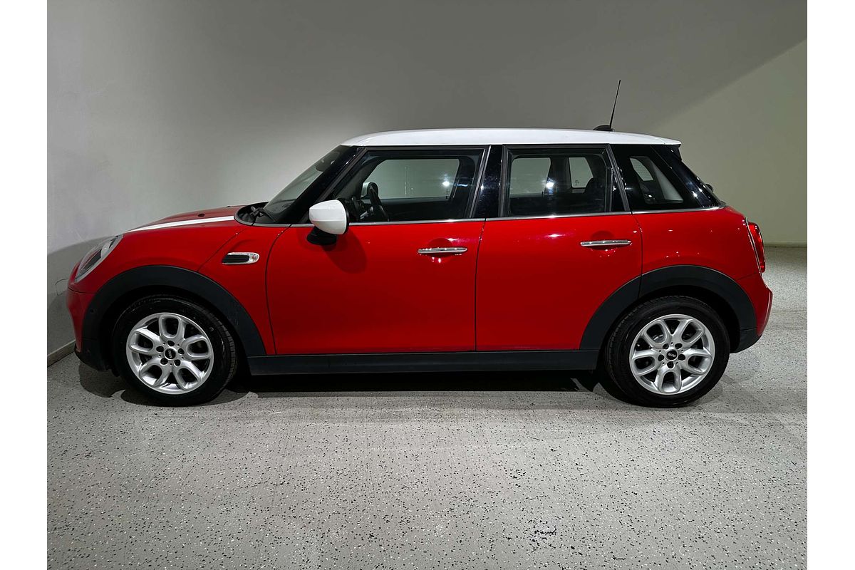 2020 MINI Hatch Cooper F55 LCI