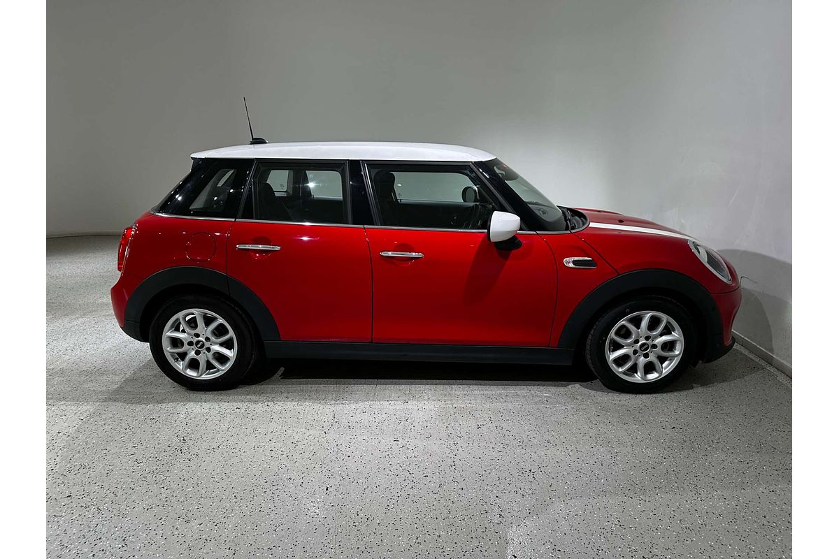 2020 MINI Hatch Cooper F55 LCI