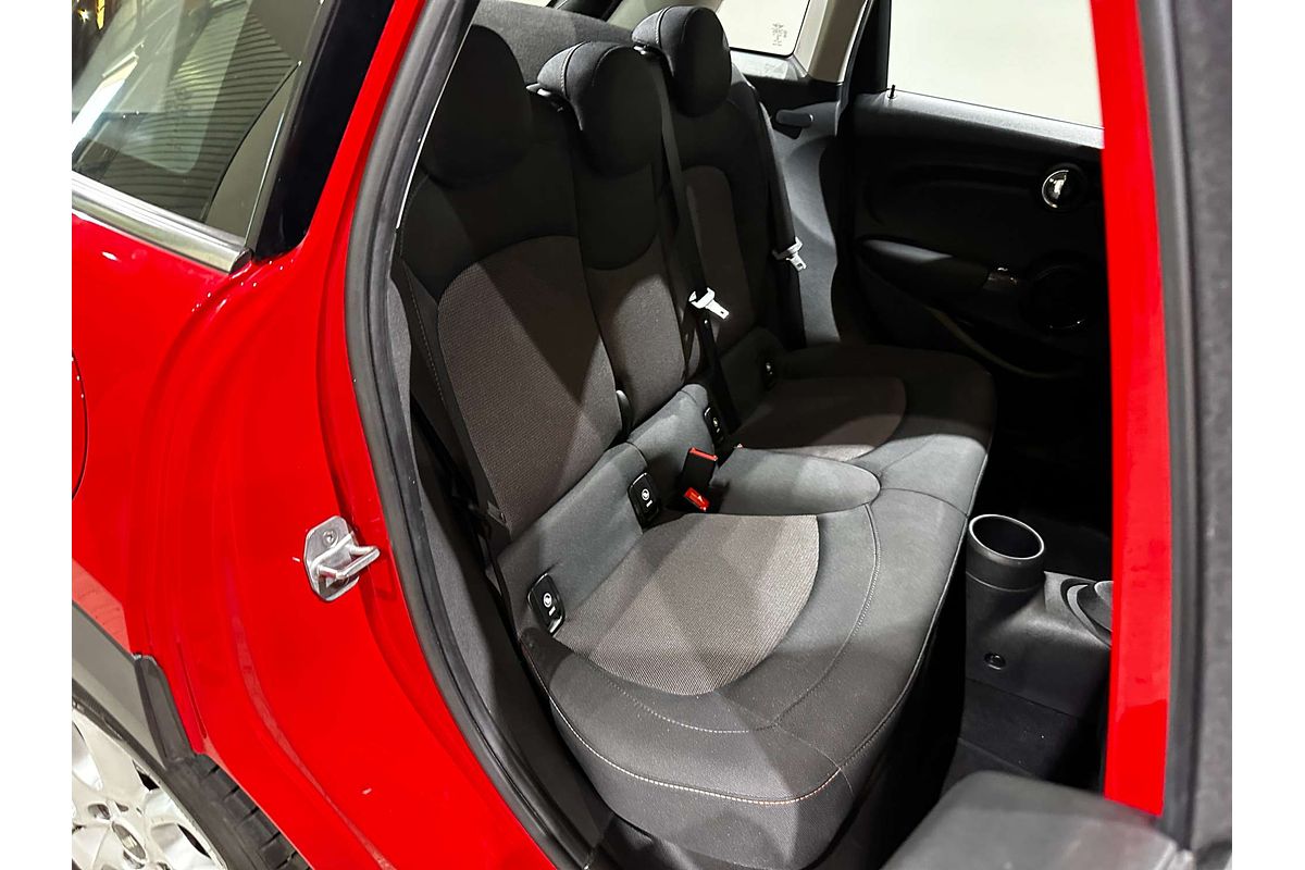 2020 MINI Hatch Cooper F55 LCI