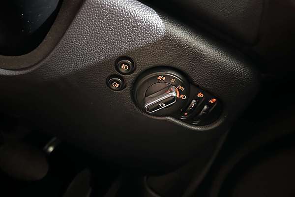 2020 MINI Hatch Cooper F55 LCI