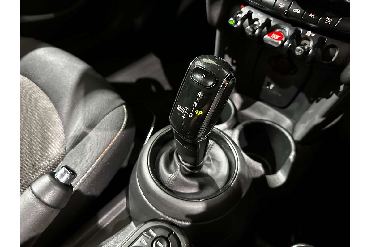 2020 MINI Hatch Cooper F55 LCI