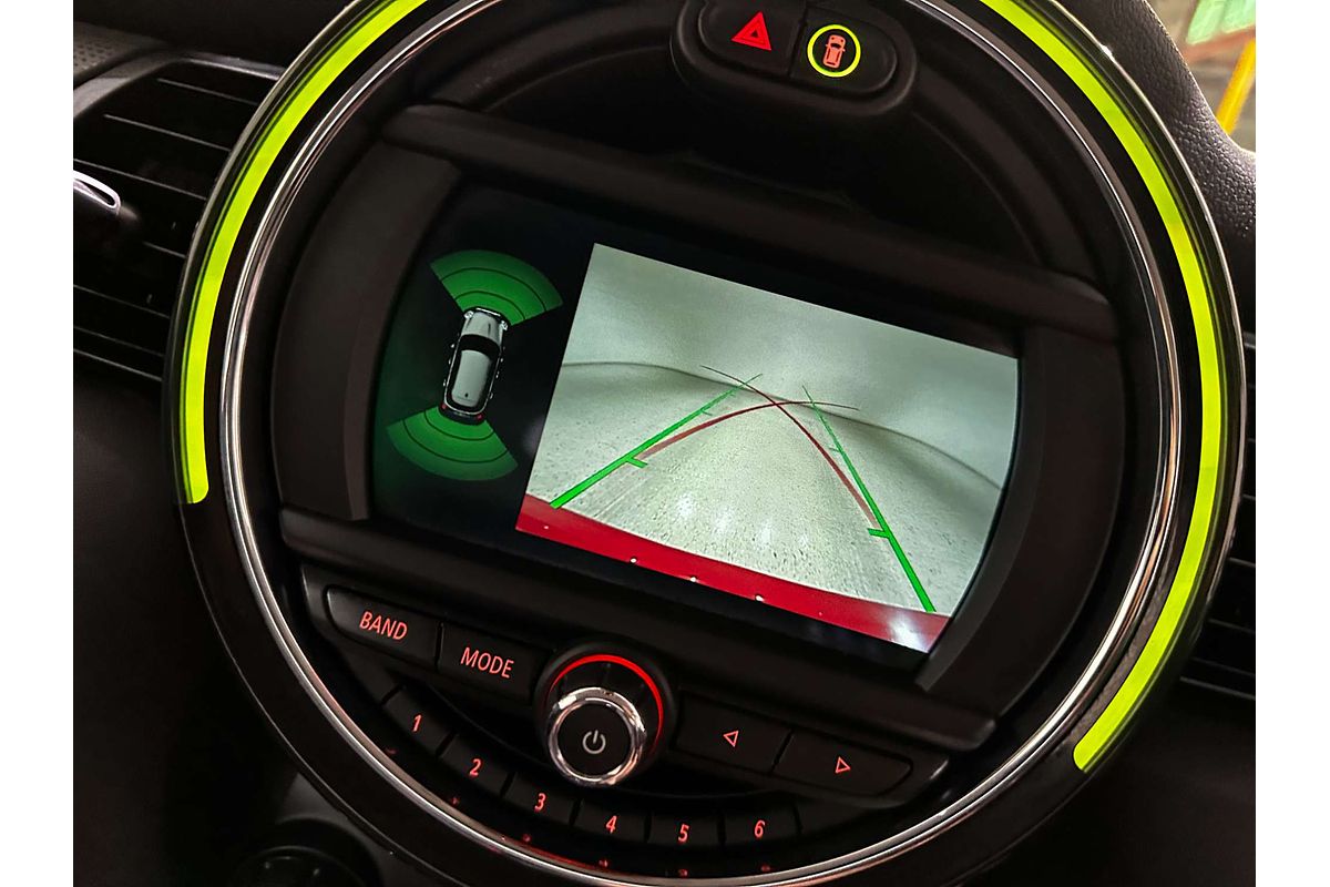 2020 MINI Hatch Cooper F55 LCI