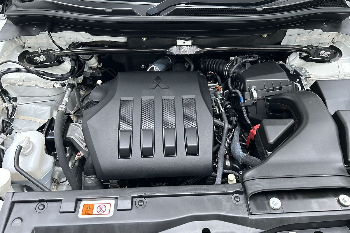 2023 Mitsubishi Eclipse Cross ES YB