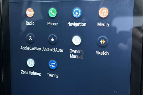 2025 Ford Everest Trend 2.0L thumb-16