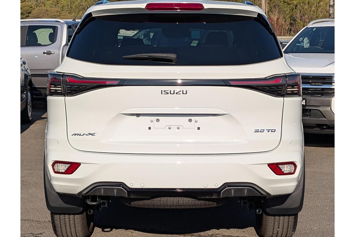 2025 Isuzu MU-X LS-T