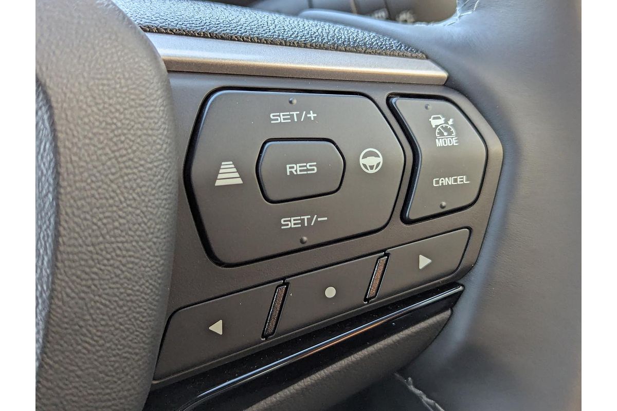 2025 Isuzu MU-X LS-T